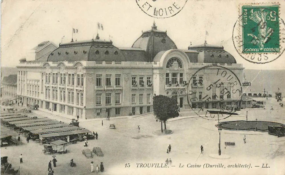 Trouville — O Casino (Durville, arquiteto) — LL. - Frente