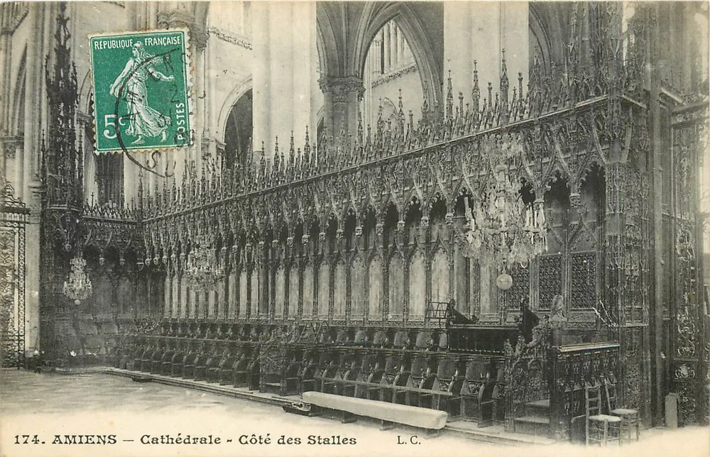 Amiens — Catedral — Lado das Stalles — L.C. — n°174 - Frente