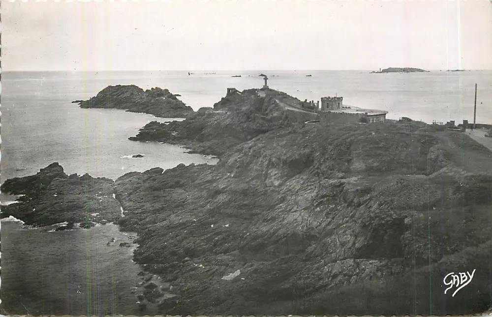 Vue générale sur le Décollé — Saint-Lunaire (Il-et-V.) — Éditions Gaby - Recto