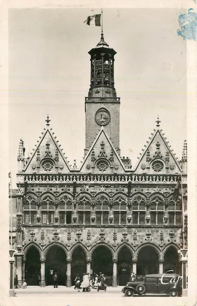 Hôtel de Ville van Saint-Quentin — uitgever C.A.P. n° (51) - Voorkant