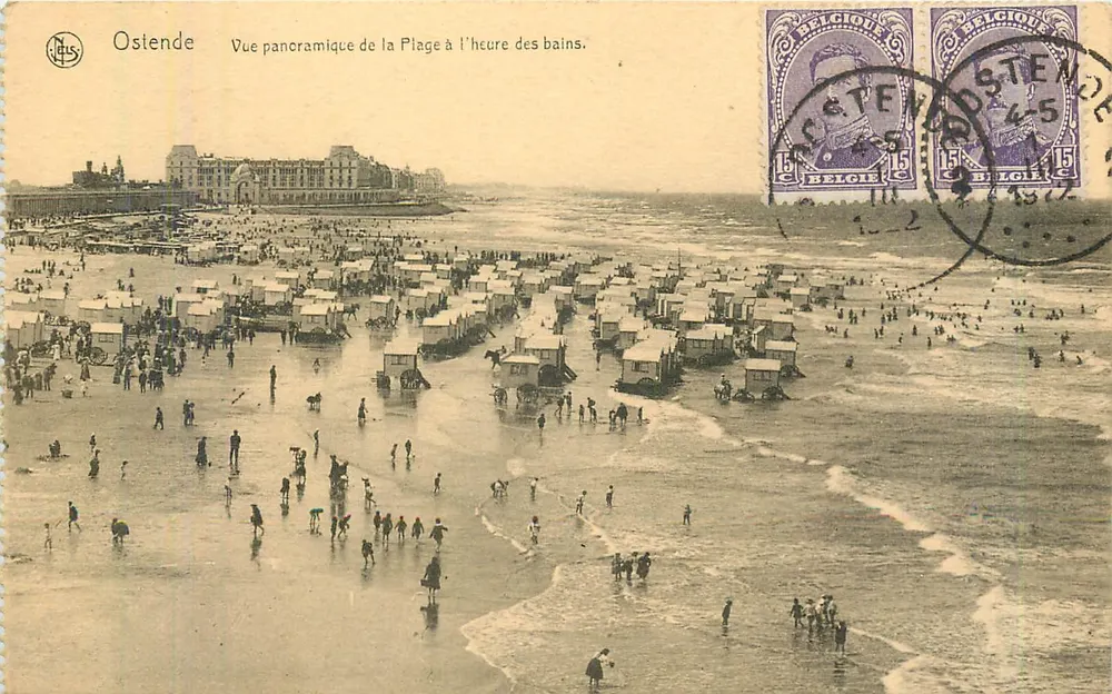 Ostende — Panoramablick auf den Strand zur Badezeit — Verlag NELS, Seriennummer nicht sichtbar - Vorderseite