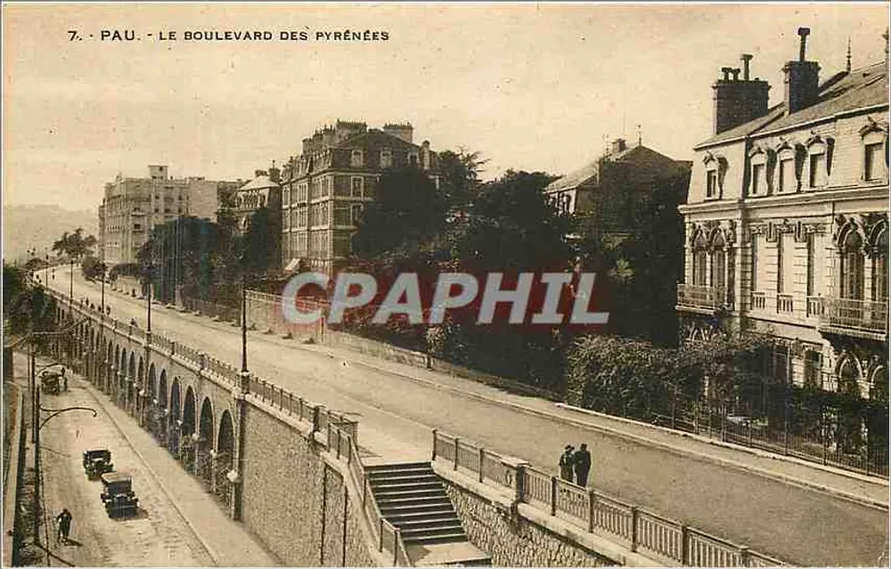 Pau - O Boulevard dos Pirineus — editor Labouche Fichet, Toulouse, n°7 - Frente
