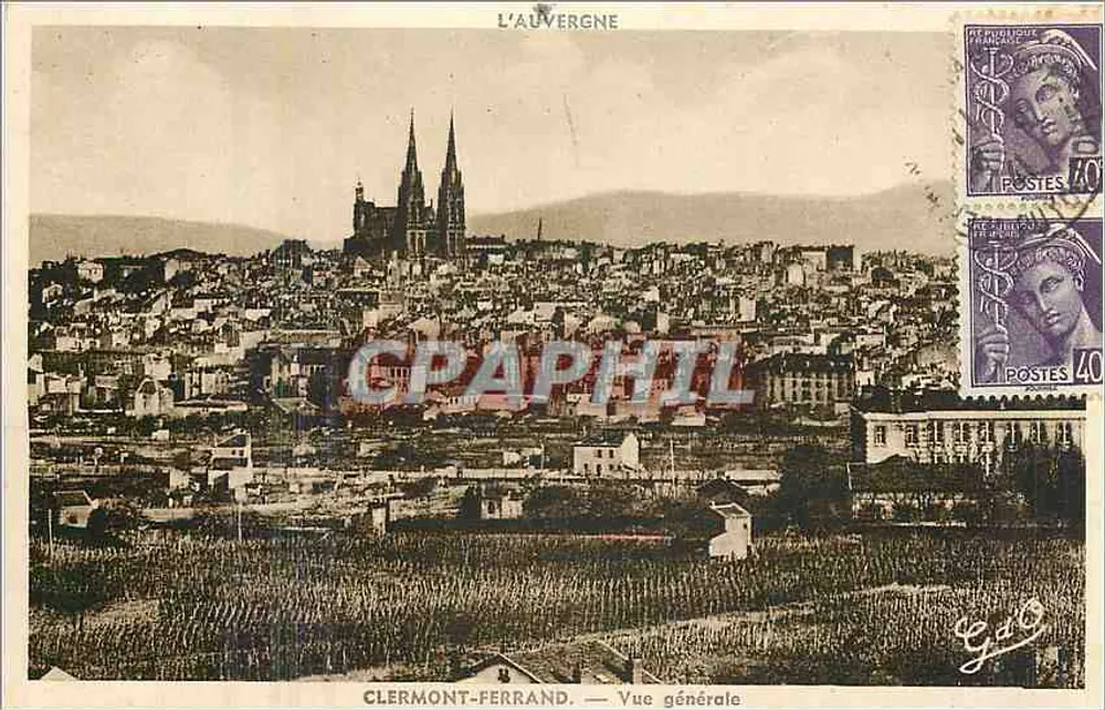 Clermont-Ferrand — Vista geral — L'Auvergne - Frente
