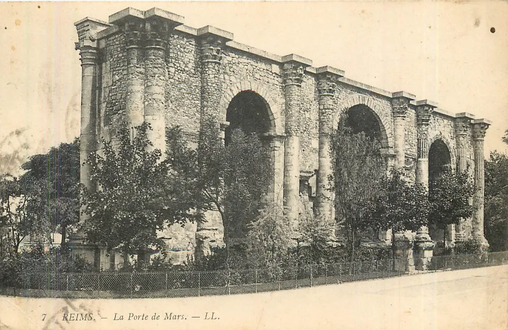 Reims — A Porta de Marte — LL. - Frente