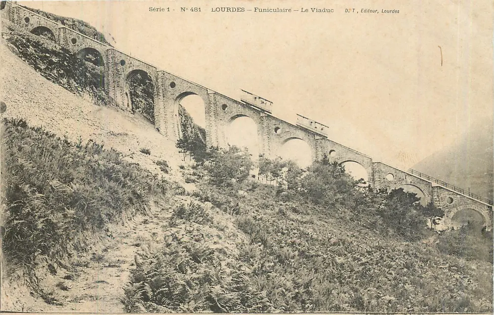 Lourdes — Funicular — O Viaduto — D.T. Editora, Lourdes - Frente