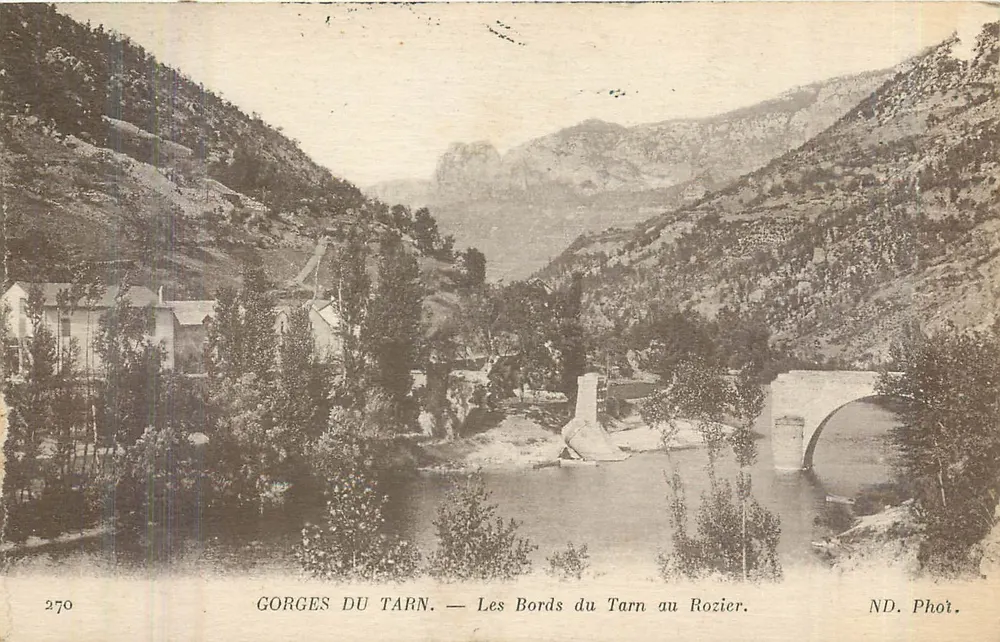 Gorges du Tarn — Les Bords du Tarn au Rozier — ND. Phot. - Recto