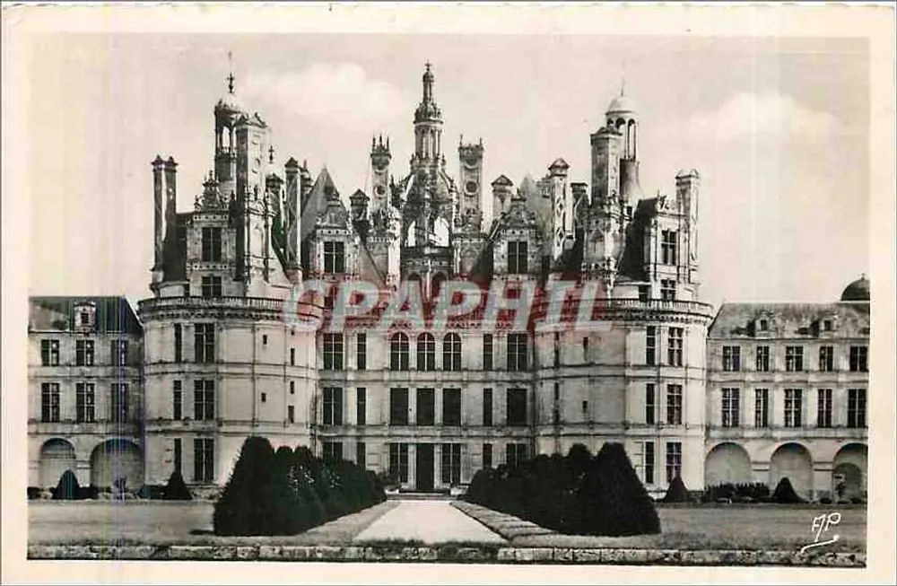 Chambord — Mitteltrakt, Nordfassade — Authentische Fotografie - Vorderseite