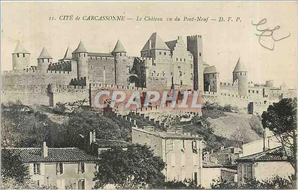 Cité de Carcassonne — Le Château vu du Pont-Neuf — D. F. P. - Recto