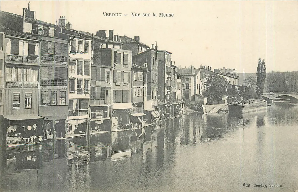 Verdun — Vista sobre a Meuse — Édit. Coudry, Verdun - Frente