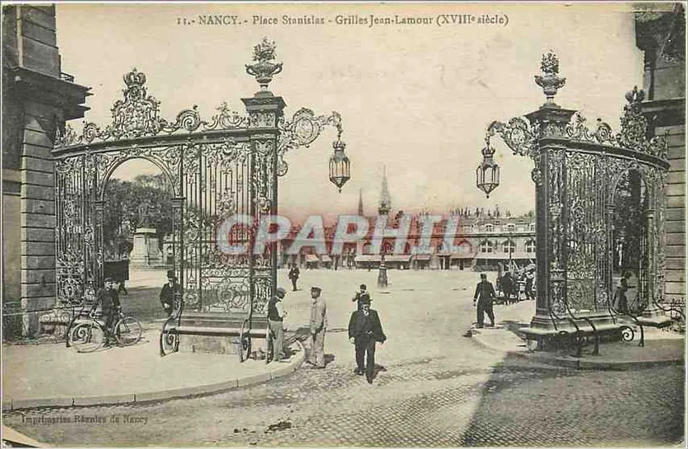 Nancy - Plaza Stanislas - Grilles Jean-Lamour (siglo XVIII) - Anverso