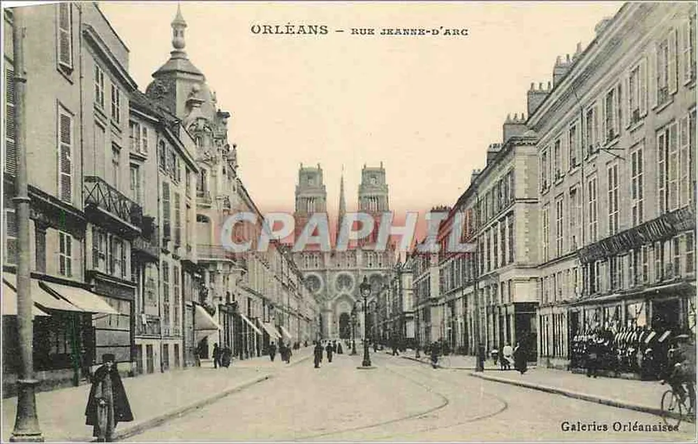 Orléans — Rue Jeanne-d'Arc — Galerias Orléanaises - Frente