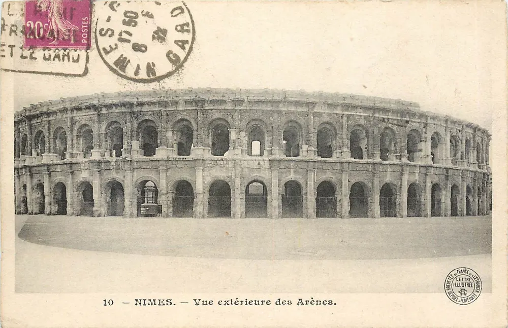 Nîmes — Vue extérieure des Arènes — Lettre Illustrée, n°10 - Recto