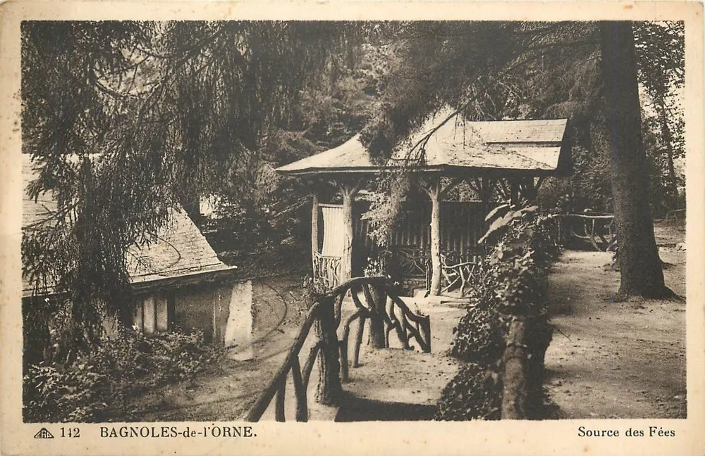 Fonte das Fadas — Bagnoles-de-l'Orne — Bilhete postal antigo n°142 - Frente