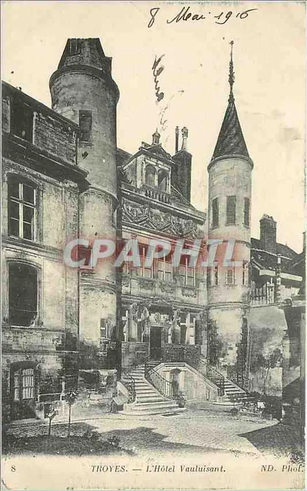 Troyes — O Hotel Vauluisant — ND. Fot. - Frente