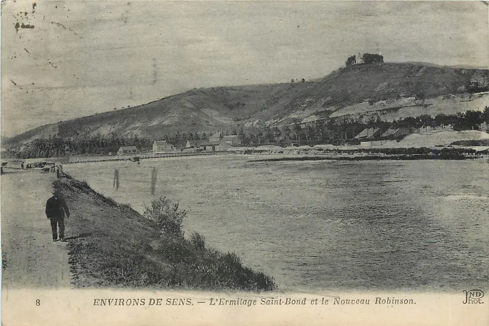 Um Sens — Hermitage Saint-Bond und das Neue Robinson — ND Phot. - Vorderseite