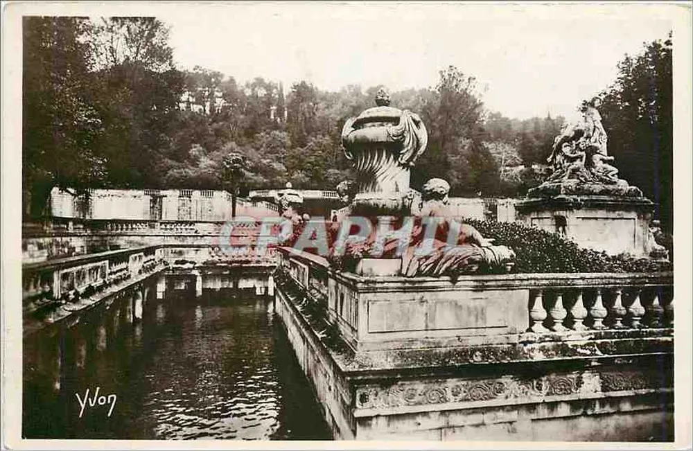 Nîmes — Jardin de la Fontaine, Les Bains Romains — Les Éditeurs d'Art Vve. de Brignais, Paris - Vorderseite