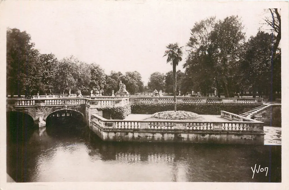 Garten der Quelle — Nîmes (Gard) — Editionen La Douce France - Vorderseite