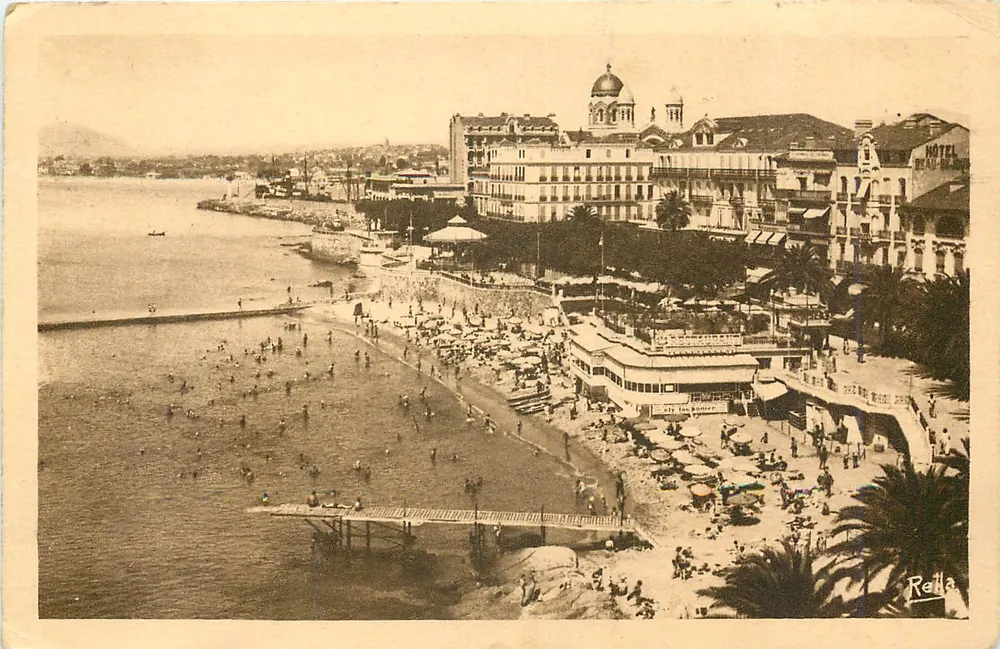 Saint-Raphaël — Allgemeiner Blick auf den Strand und die Terrasse der Bains — Edition Rella - Vorderseite