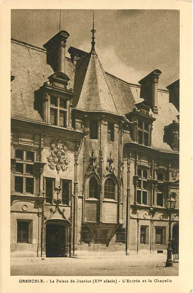 Grenoble - Le Palais de Justice (XVe siècle) - L'Entrée et la Chapelle - Recto