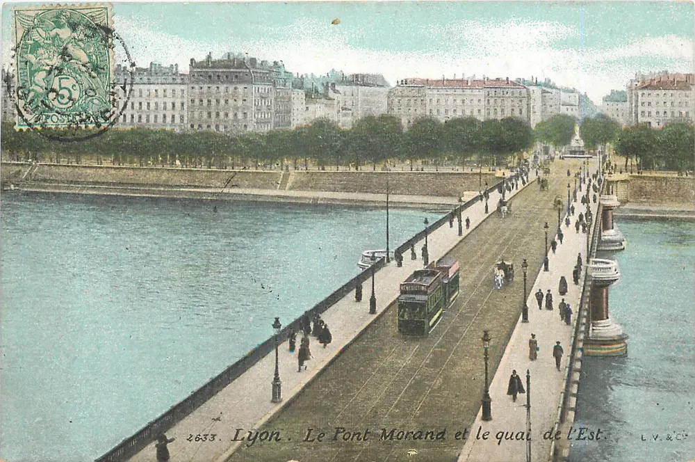 Lyon. El Puente Morand y el muelle del Este — L.V. & Cie, n° 2633 - Anverso