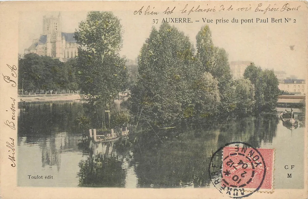 AUXERRE — Vue prise du pont Paul Bert N° 2 — Toulout édit - Recto