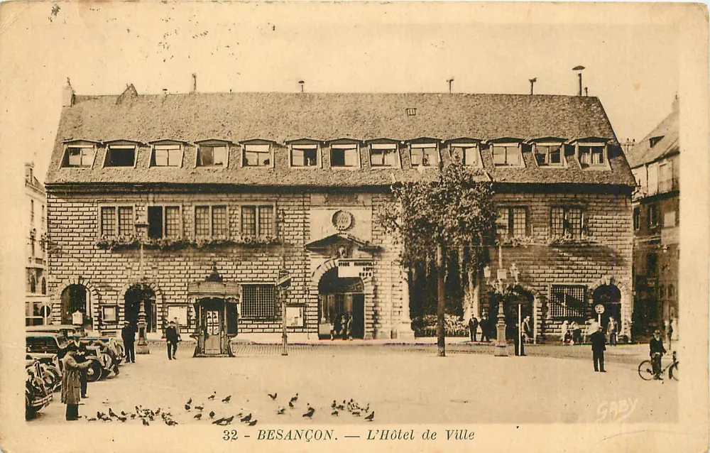 Besançon — O Hotel de Ville — Edição Gaby, n° 32 - Frente