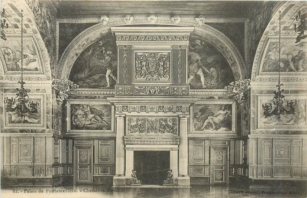 Palais de Fontainebleau — Cheminée Henri II — Éditeur H. Hébert, Fontainebleau-Meaux - Recto