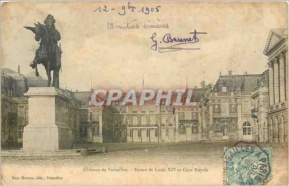 Château de Versailles — Statue de Louis XIV et Cour Royale — Mme Moreau, édit., Versailles - Recto