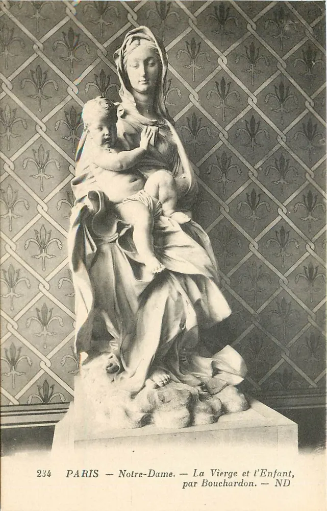 Paris — Notre-Dame — A Virgem e o Menino por Bouchardon — n° 234 - Frente