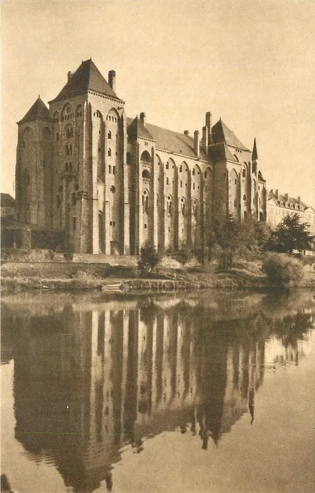 Abtei Saint-Pierre de Solesmes — Ansicht von Norden — Edition der Abtei von Solesmes - Vorderseite