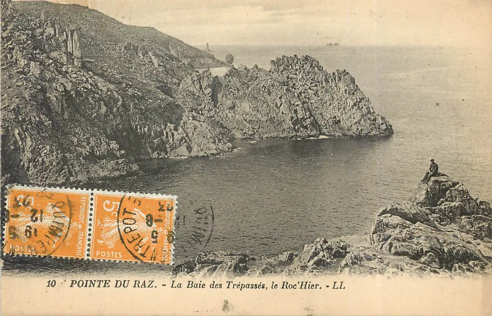 Pointe du Raz - La Baie des Trépassés, le Roc'Hier - LL - Recto