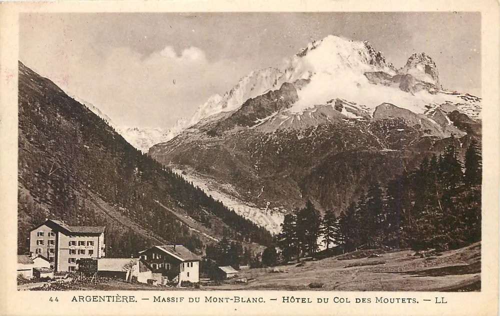 Argentière — Massiv des Mont-Blanc — Hotel du Col des Moutets — LL - Vorderseite