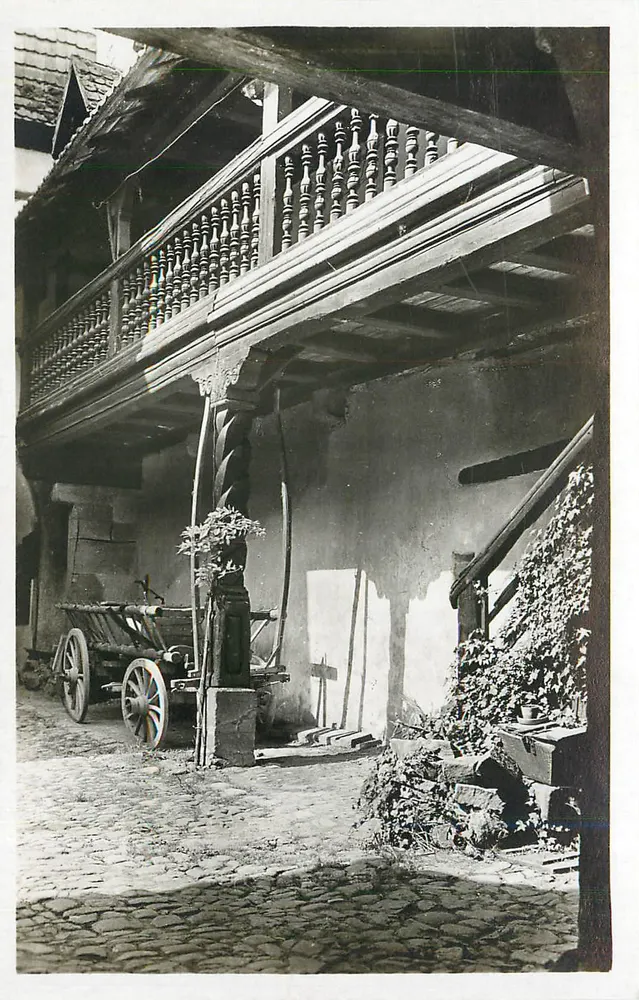 Riquewihr - Der Innenhof des Hauses des Storchennestes — Editions J. Almond — n°131 - Vorderseite