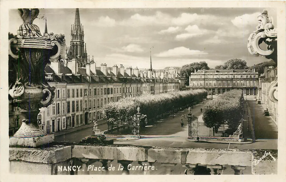 NANCY. Place de la Carrière. — Vista panorámica — Edición V. Roeder - Anverso