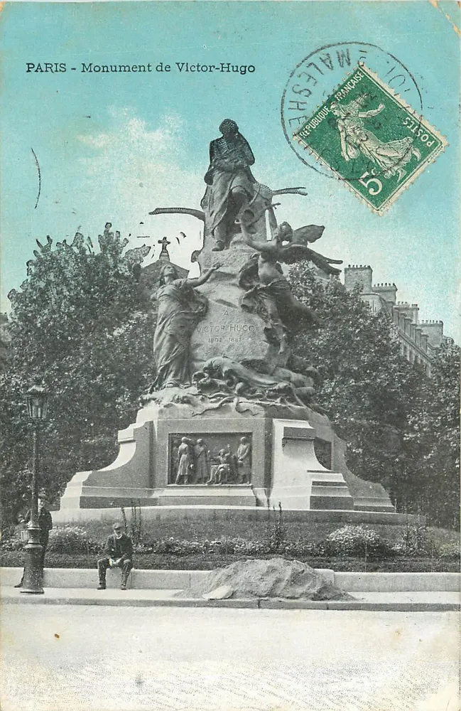 PARIS - Monument Victor-Hugo — wydawca nieodczytelny, numer serii nieodczytelny - Awers
