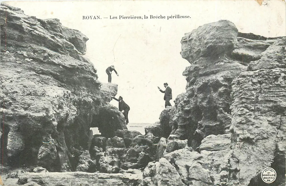 Royan — As Pierrières, a Brecha Perigosa — Edições das Novas Galerias - Frente