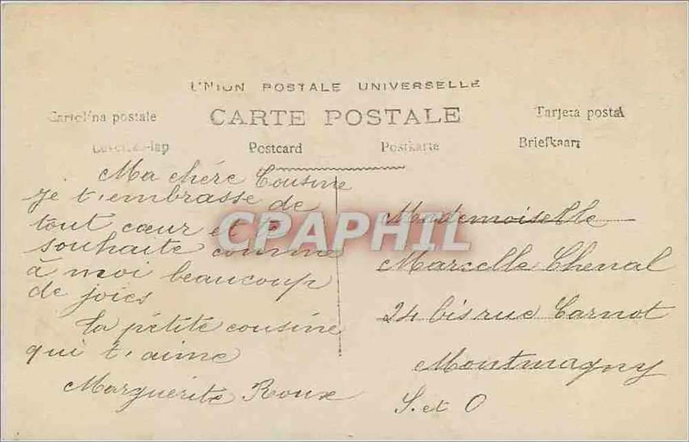 Criança sentada em uma cadeira decorada com rosas — B.C.I. — n° 605 - Verso