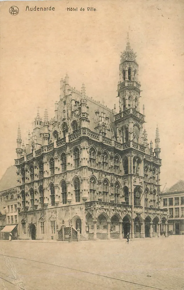 Audenarde — Hotel de Stad — Uitgave J. Vaudou-Bugardé-Stocké - Voorkant