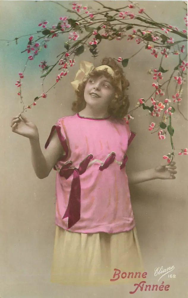 Girl under flowering branches — Happy New Year — Elians 162 - Front