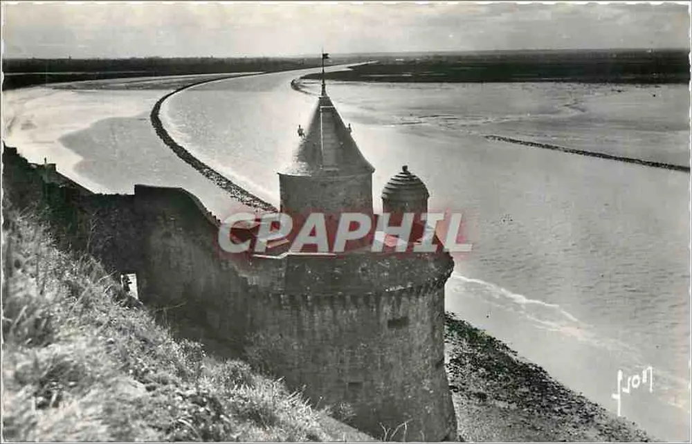 Le Mont Saint-Michel (Manche) — La Tour Gabriel et le Couesnon — Éditions d'Art Martel, Paris - Recto