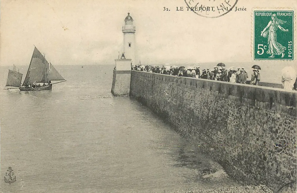 Le Tréport — Jetée — Éditeur LQF, n°32 - Frente