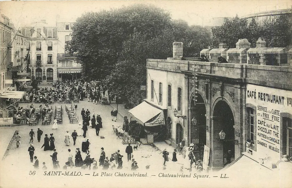 Saint-Malo — La Place Chateaubriand — LL. n°56 - Recto