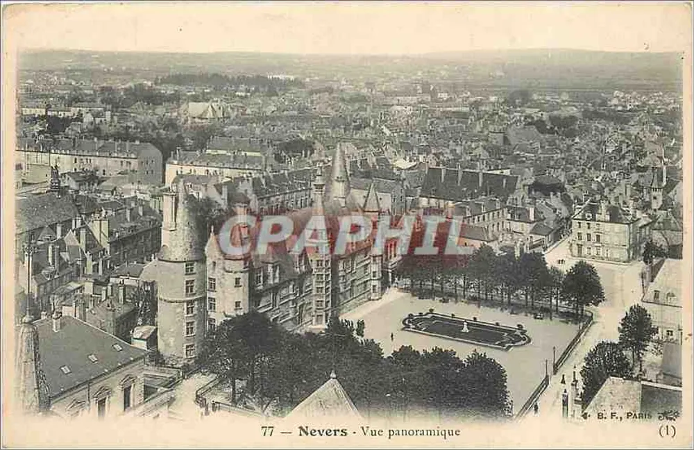 Nevers - Vista panorâmica — B. F., Paris (1) - Frente
