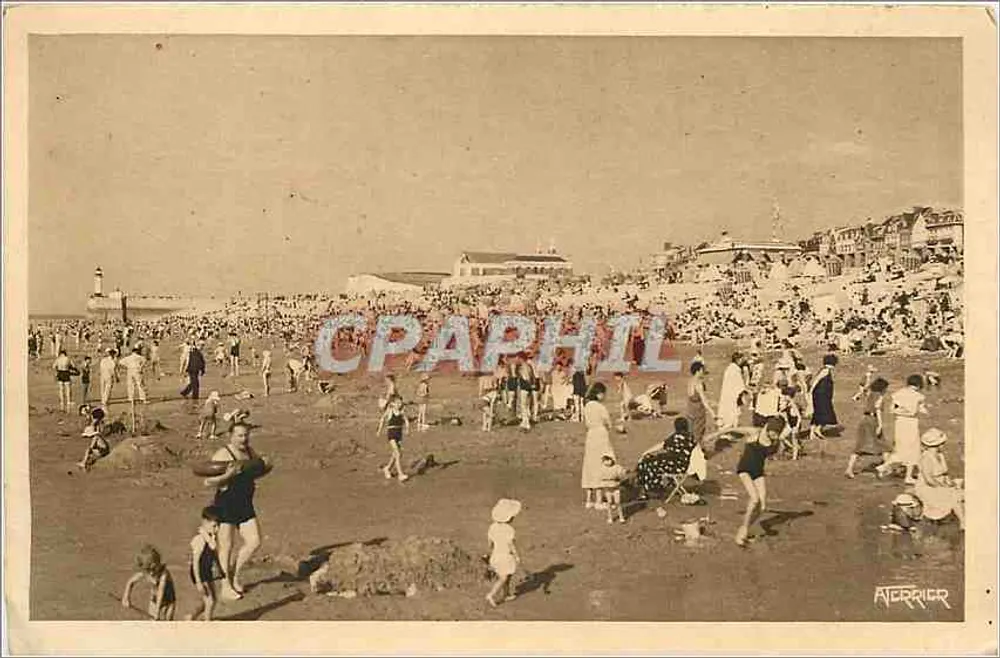Le Tréport — A praia em agosto — Edição A. Terrier - Frente