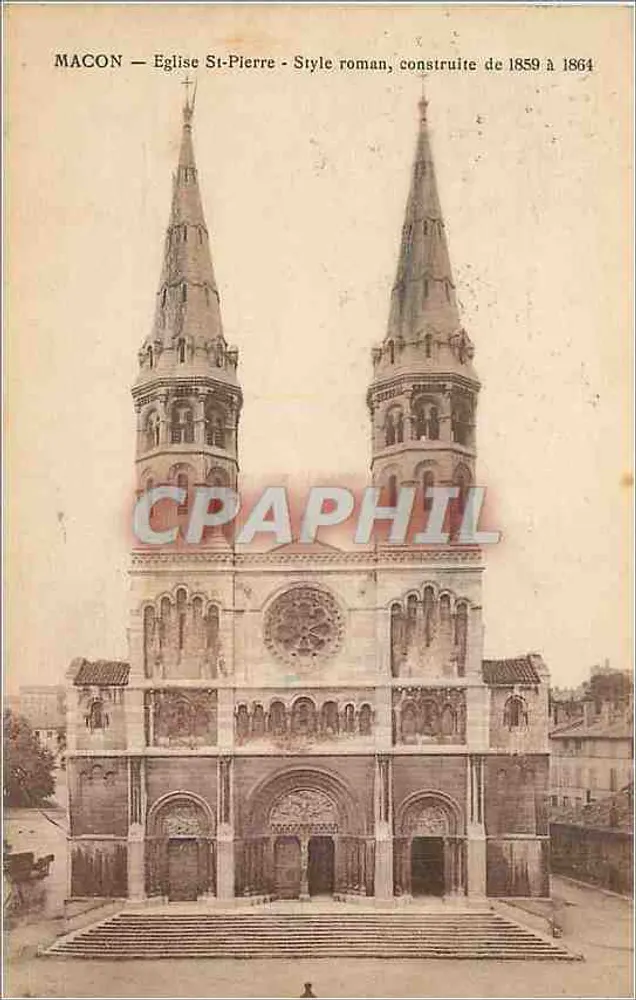 Macon — Kirche St-Pierre — Romanischer Stil, gebaut von 1859 bis 1864 - Vorderseite