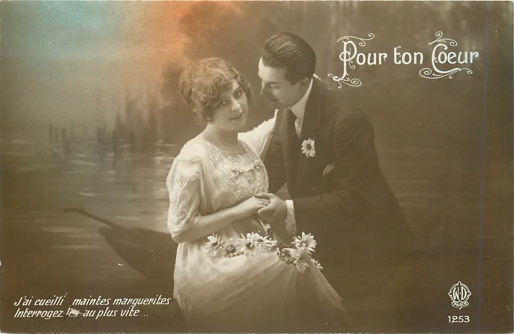 Casal em barco — cena romântica — WD Paris n°1253 - Frente