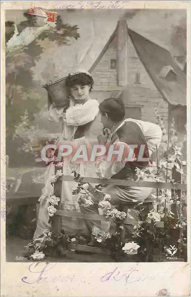 Jovem mulher e homem — cena de jardim — Paris, série 54 - Frente