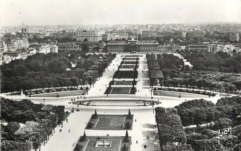 Paris — Die Gärten des Champ de Mars und die Militärakademie — Les Éditions d'Art Française - Vorderseite