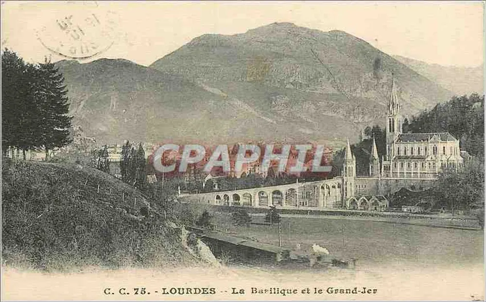 Lourdes — A Basílica e o Grand-Jer — C.C. 75 - Frente