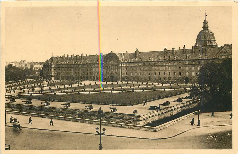 O Hotel dos Invalidos — vista da Esplanada — Edição de Arte Yvon, série 301 - Frente